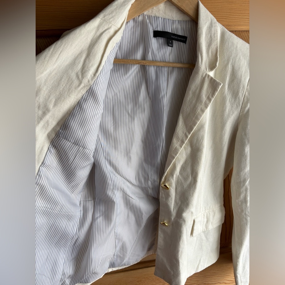 White Linen Blend Tailored Blazer with Gold Buttons | Size 4 - Picture 4 of 10